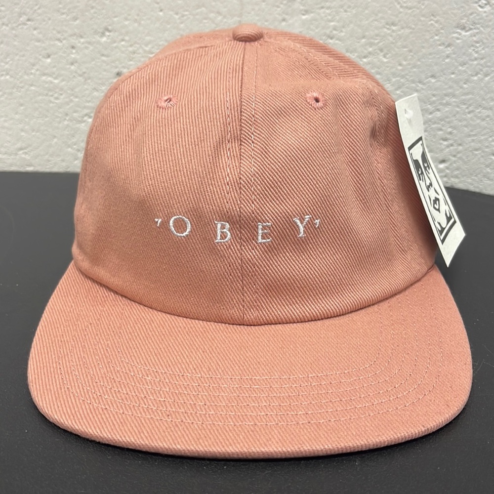 Obey Union 5 panel cap in Rose